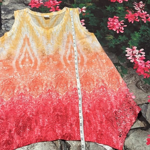 Time and Tru Tank Top - Picture 10 of 11